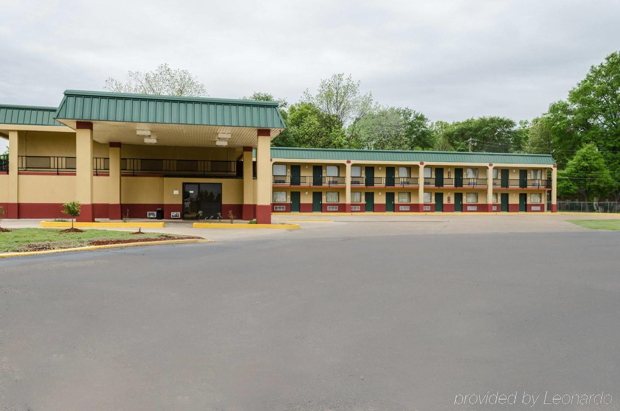 Rodeway Inn Indianola Exterior foto
